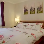 James' Retreat Was12 Elm Court 펜션 *