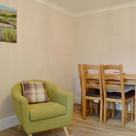 Retreat Was12 Elm Court Holiday home